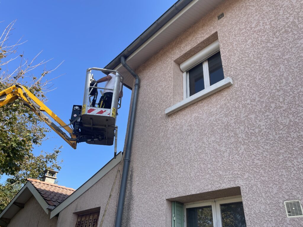 Couvreur JD Rénovation - Jimmy Duvaux - nacelle Couvreur JD Rénovation - Jimmy Duvaux - nacelle